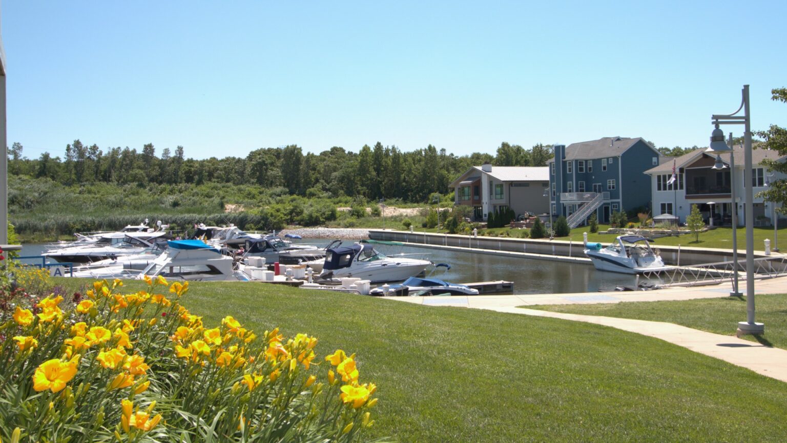 Home Condos At Marina Shores