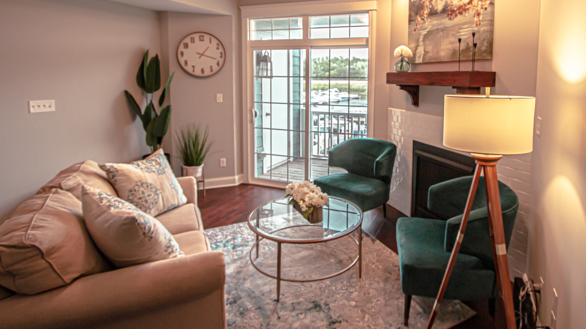 Home Condos At Marina Shores